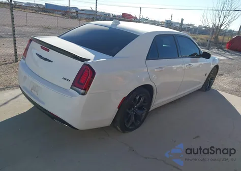 2020 Chrysler 300 Touring из США, поврежденный, VIN 2C3CCAAG7LH209357